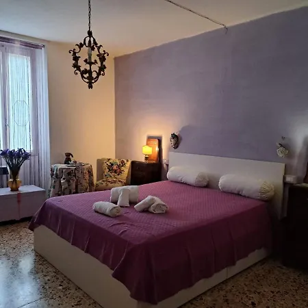 Casa Luci D'alba Vendégház